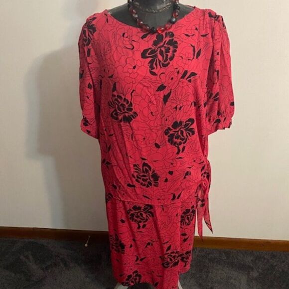 Jane Baar Vintage 80's short sleeves Red/Black Floral dress, size 20 - Picture 1 of 5